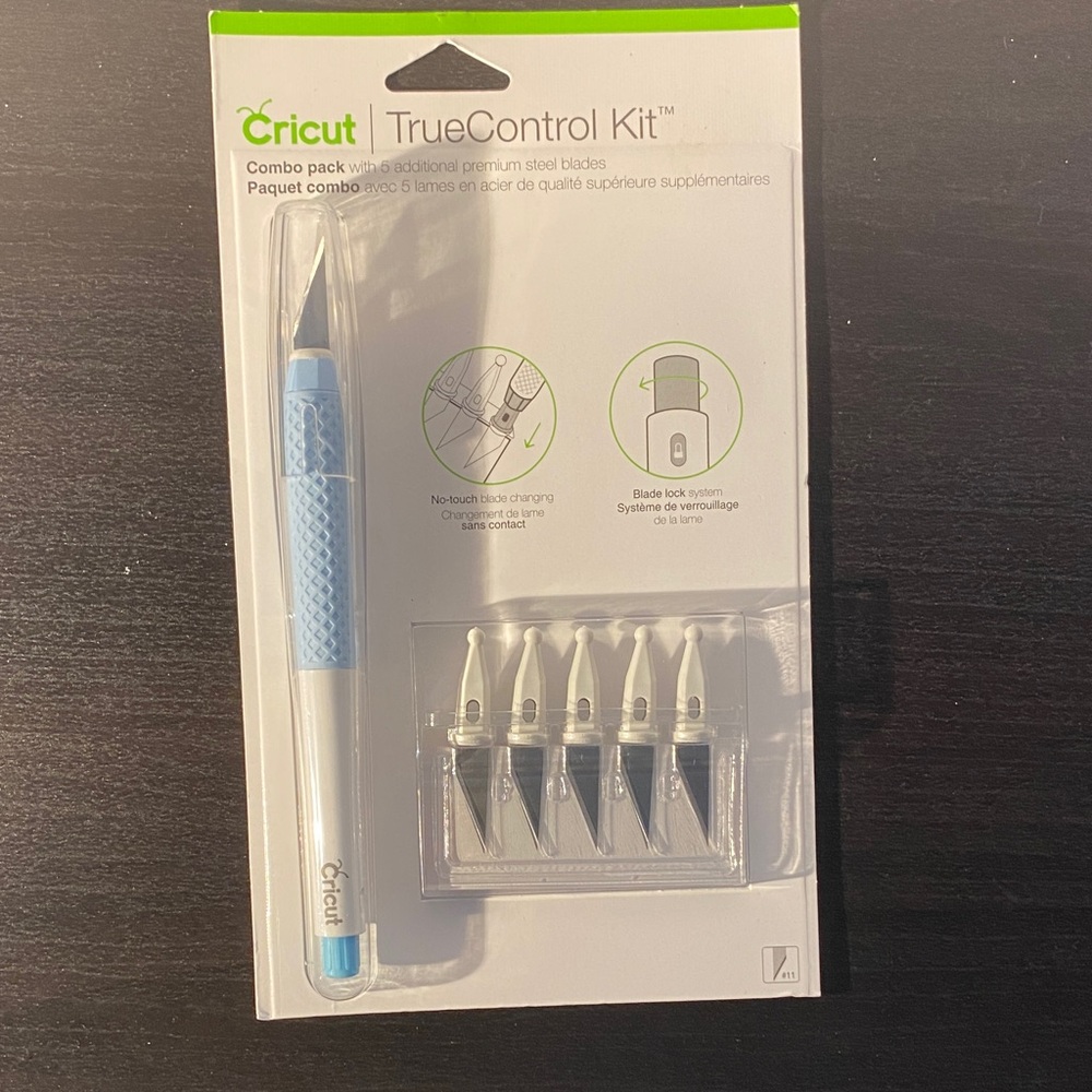 Cricut TrueControl Precision Tool Kit - Blue and White